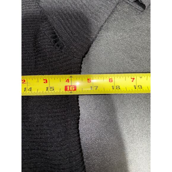 Skull Cashmere Tyrone Slash Crewneck Sweater Cutout Sleeves Black Size Medium - Picture 10 of 11